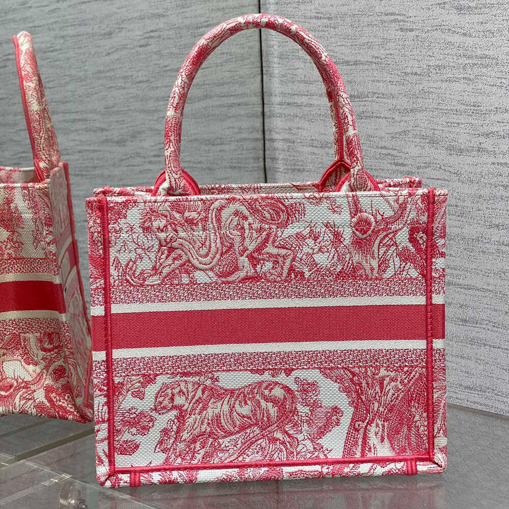 small D*oriviera D*or book tote