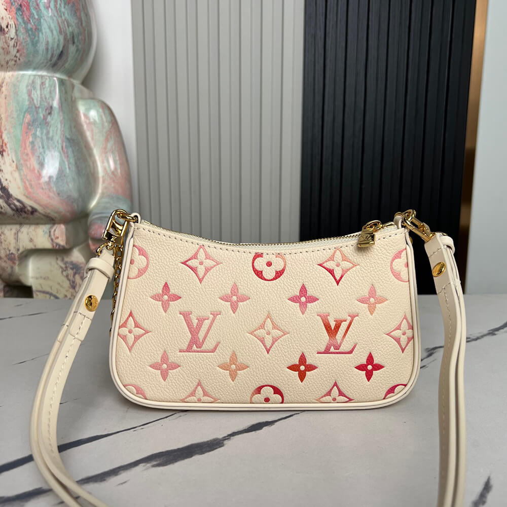 LV Easy Pouch On Strap