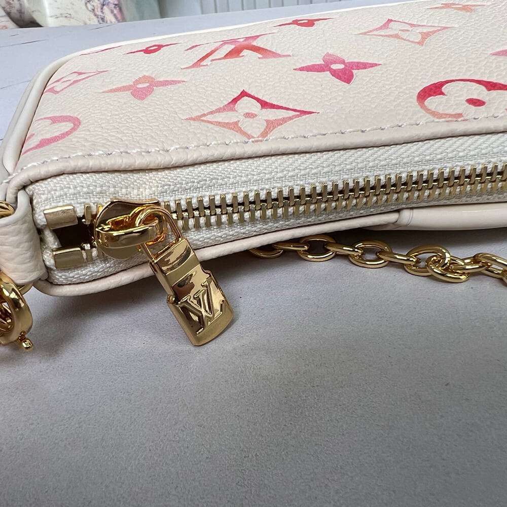 LV Easy Pouch On Strap