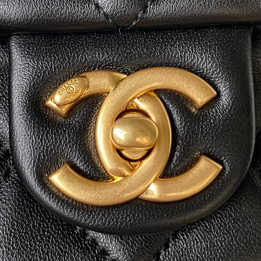 Ch*el small flap bag