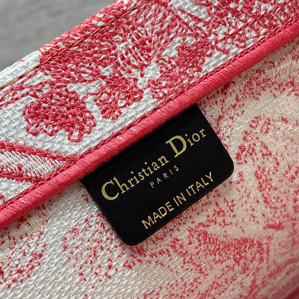 large D*oriviera D*or book tote