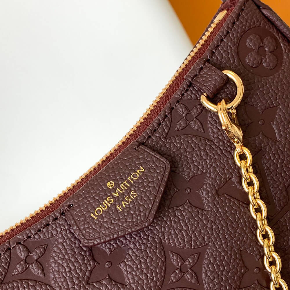 LV Easy Pouch On Strap