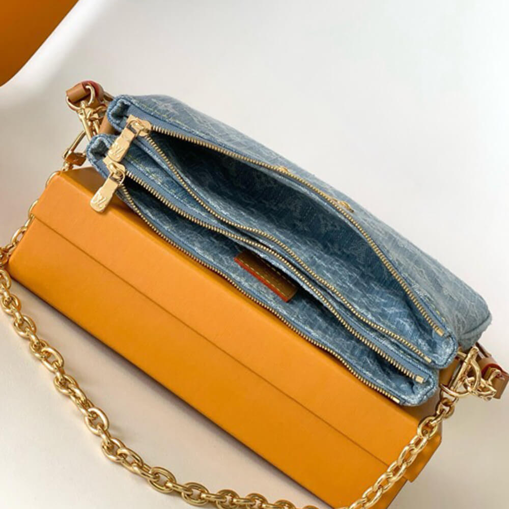LV Liv Pochette