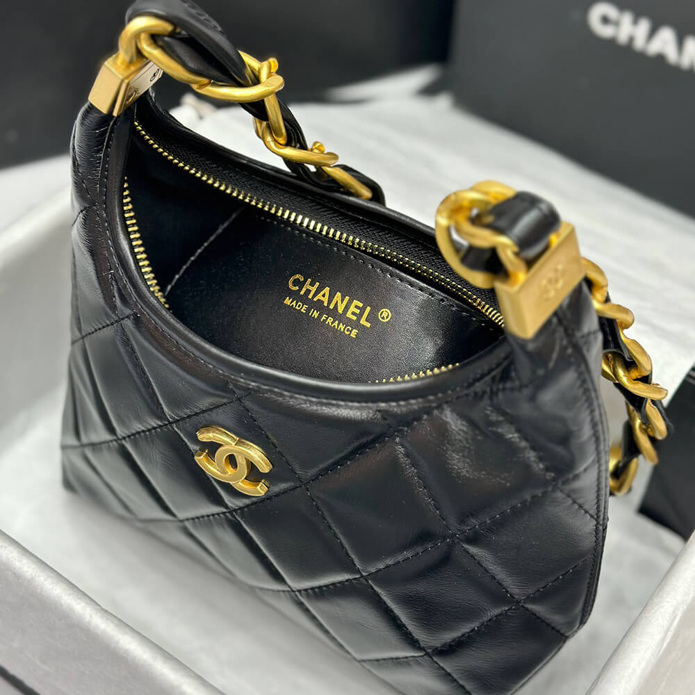 Ch*el hobo bag