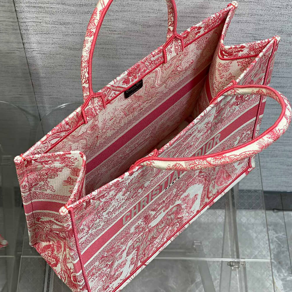 large D*oriviera D*or book tote