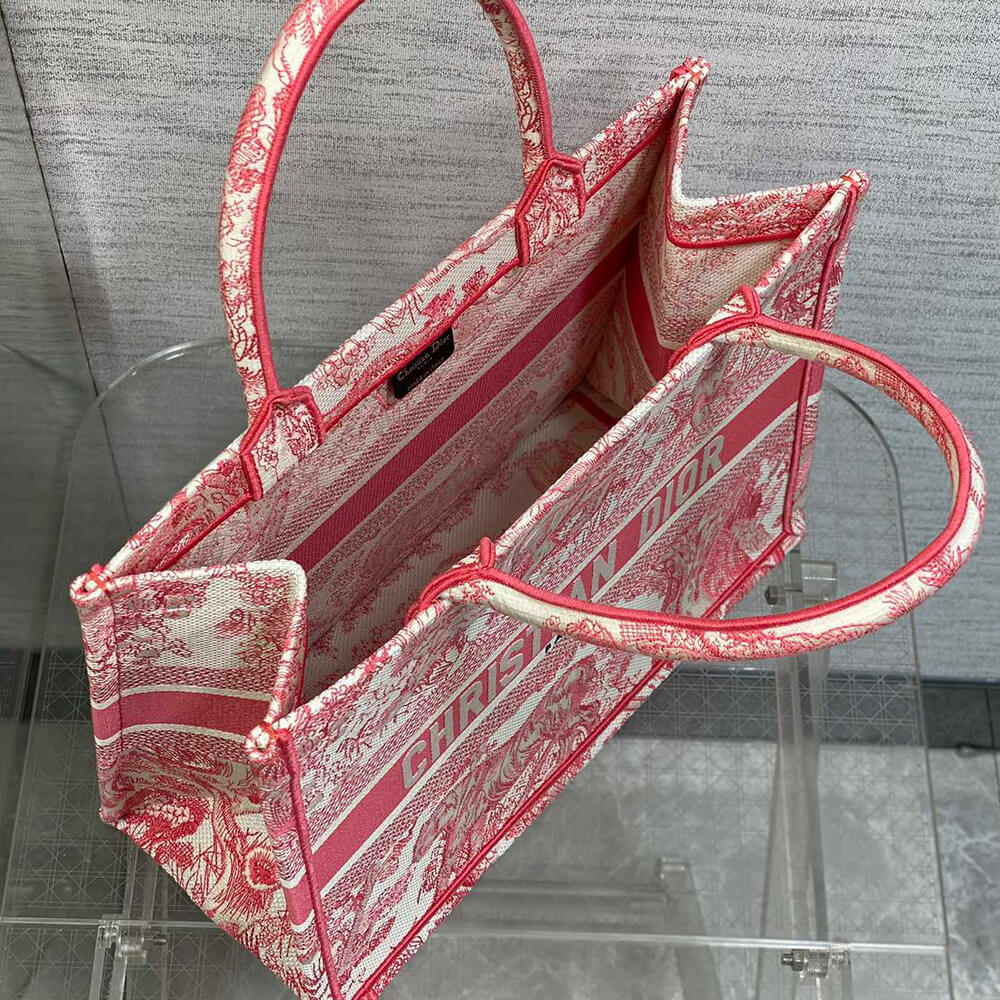 medium D*oriviera D*or book tote