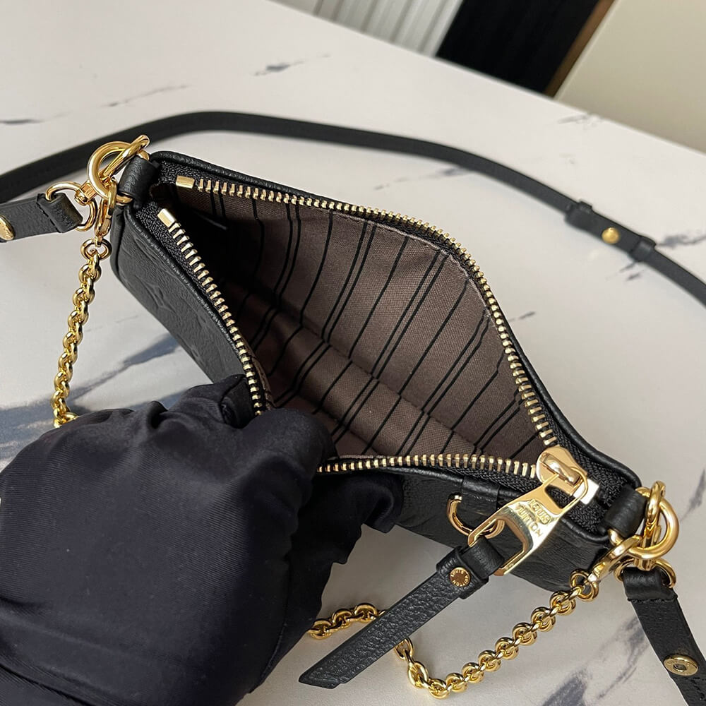 LV Easy Pouch On Strap
