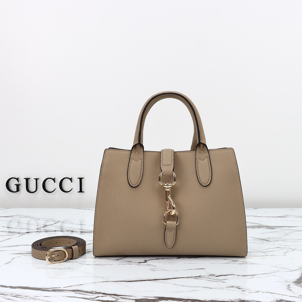 G*u*i small tote bag with hook closure