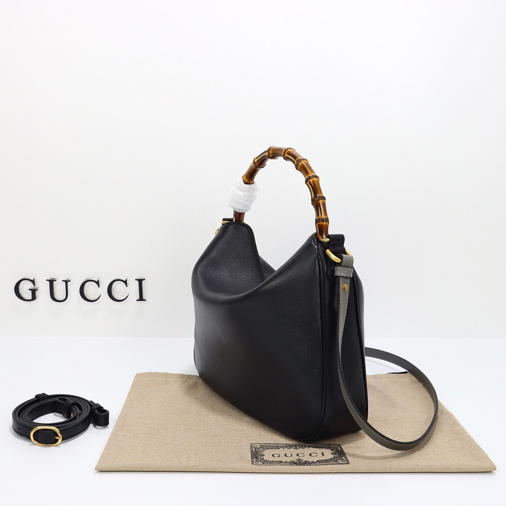 G*u*i diana medium shoulder bag
