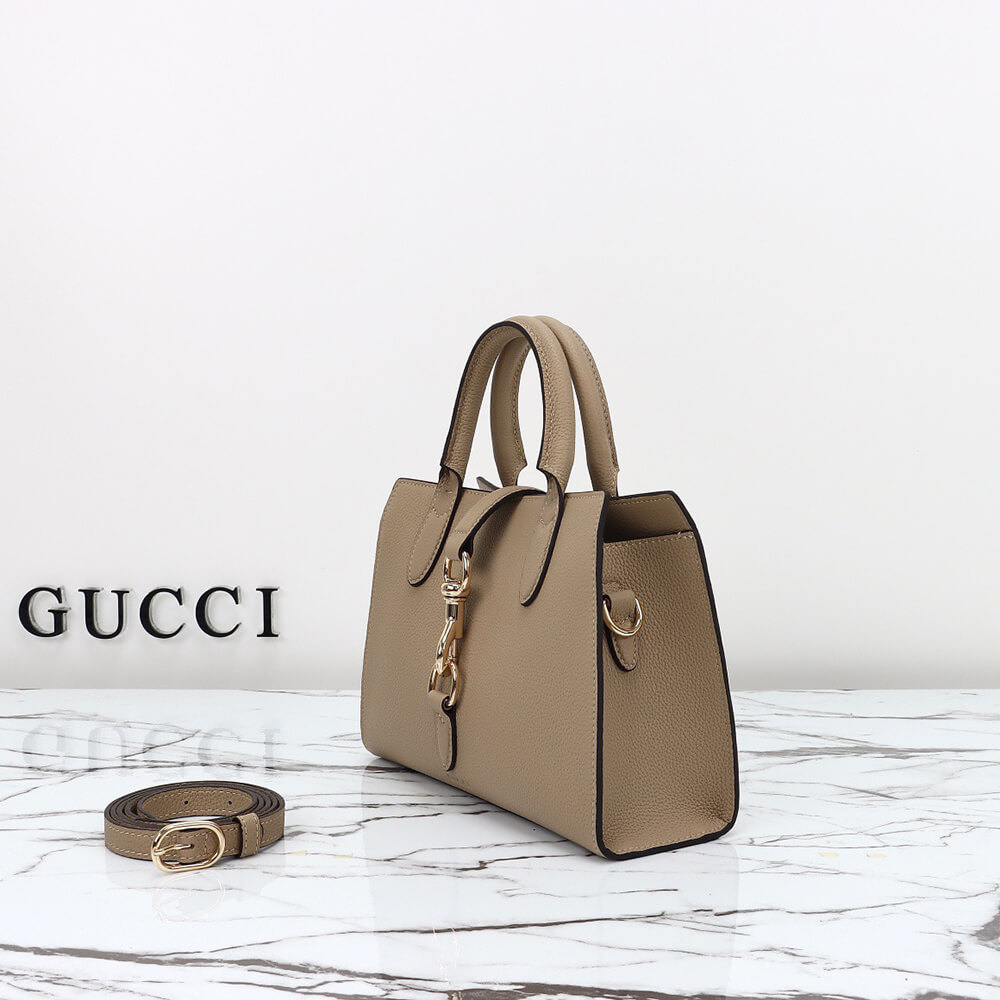 G*u*i small tote bag with hook closure