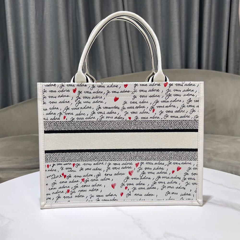D*oramour medium D*or book tote