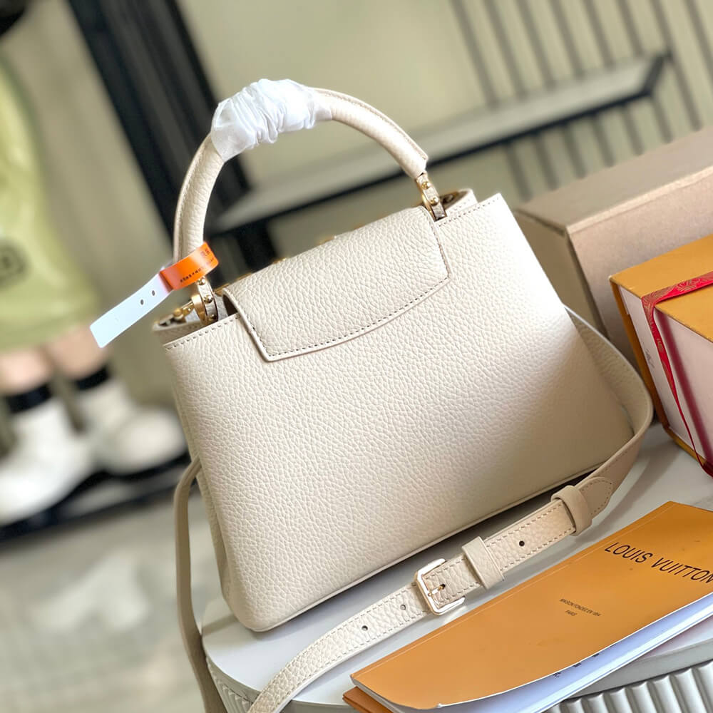 LV Capucines BB