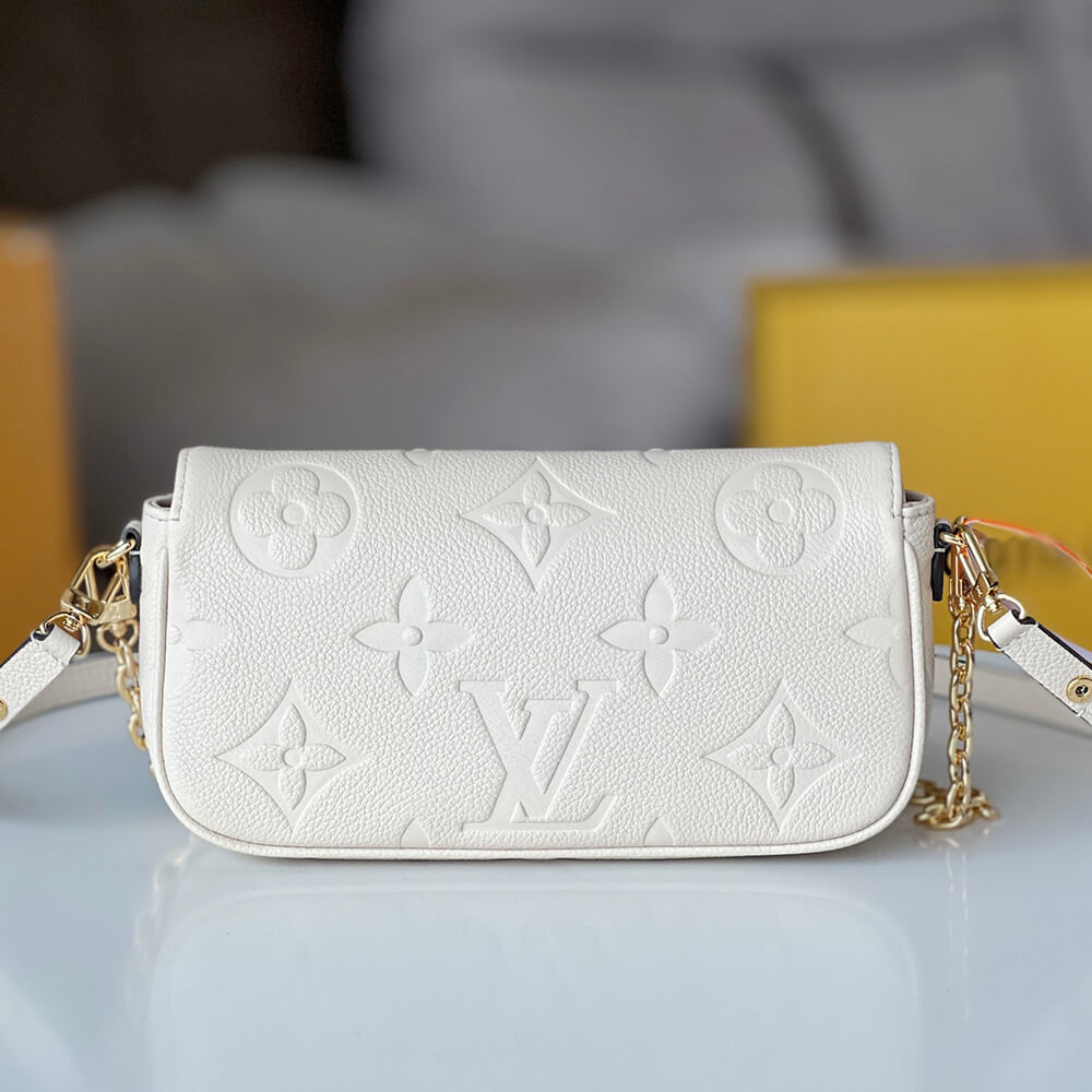 LV Wallet on Chain Ivy