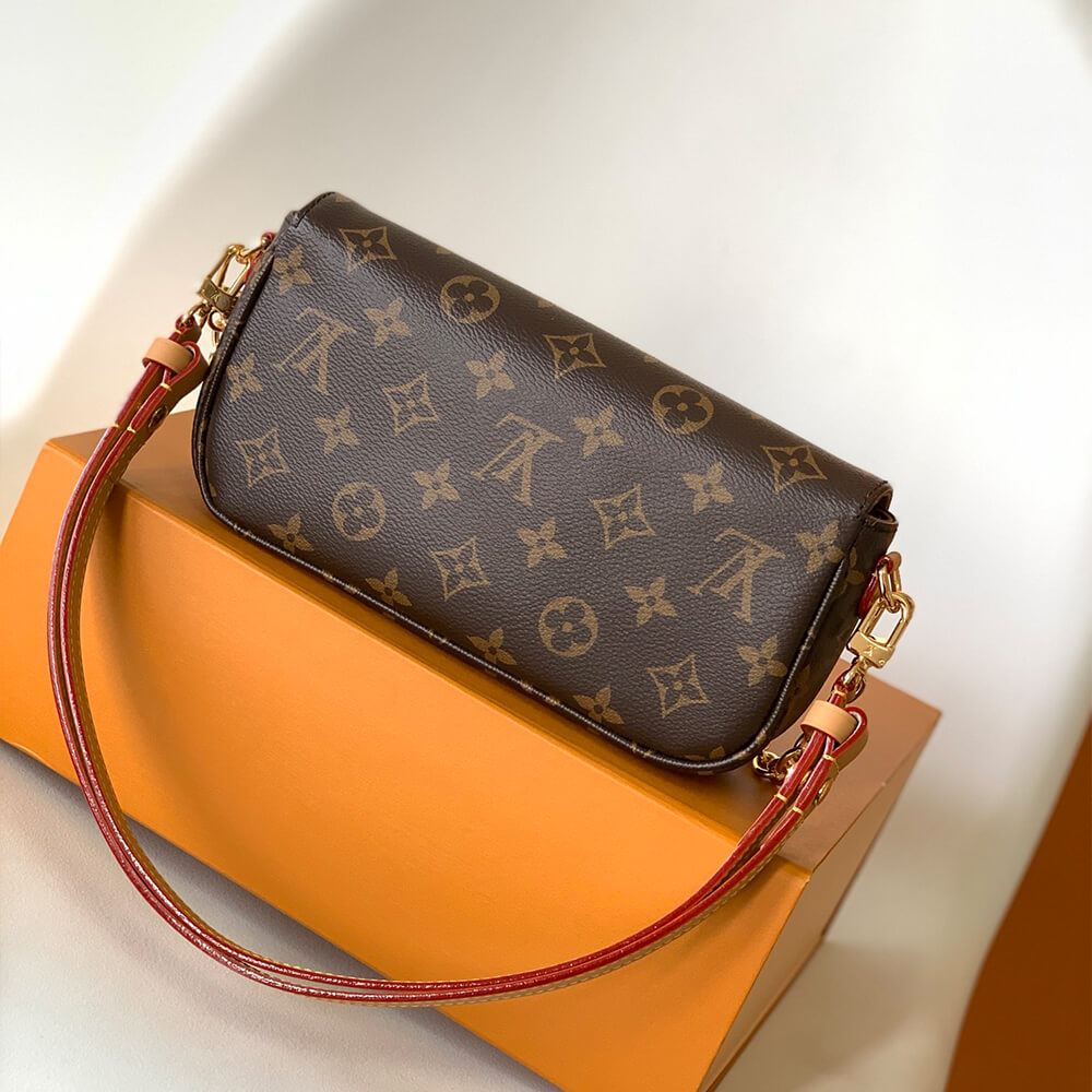 LV Wallet on Chain Ivy