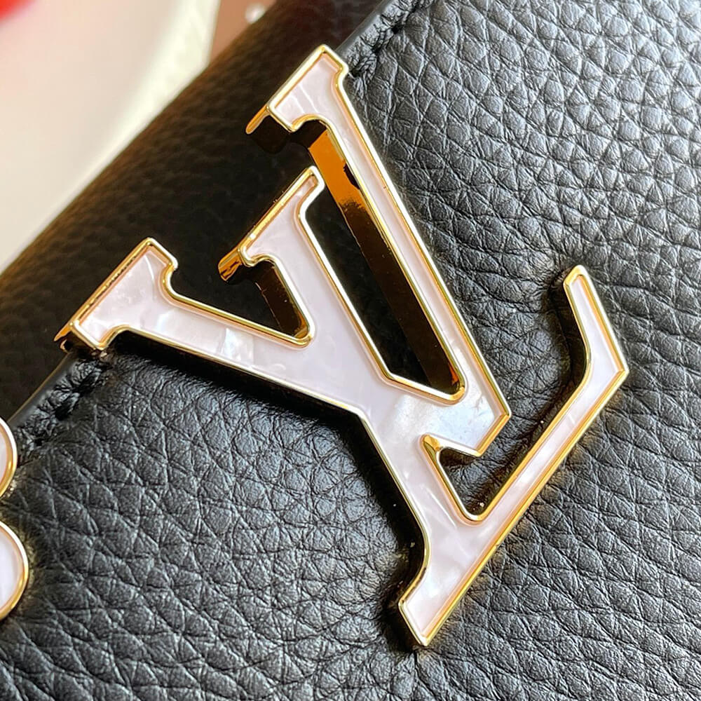 LV Capucines BB