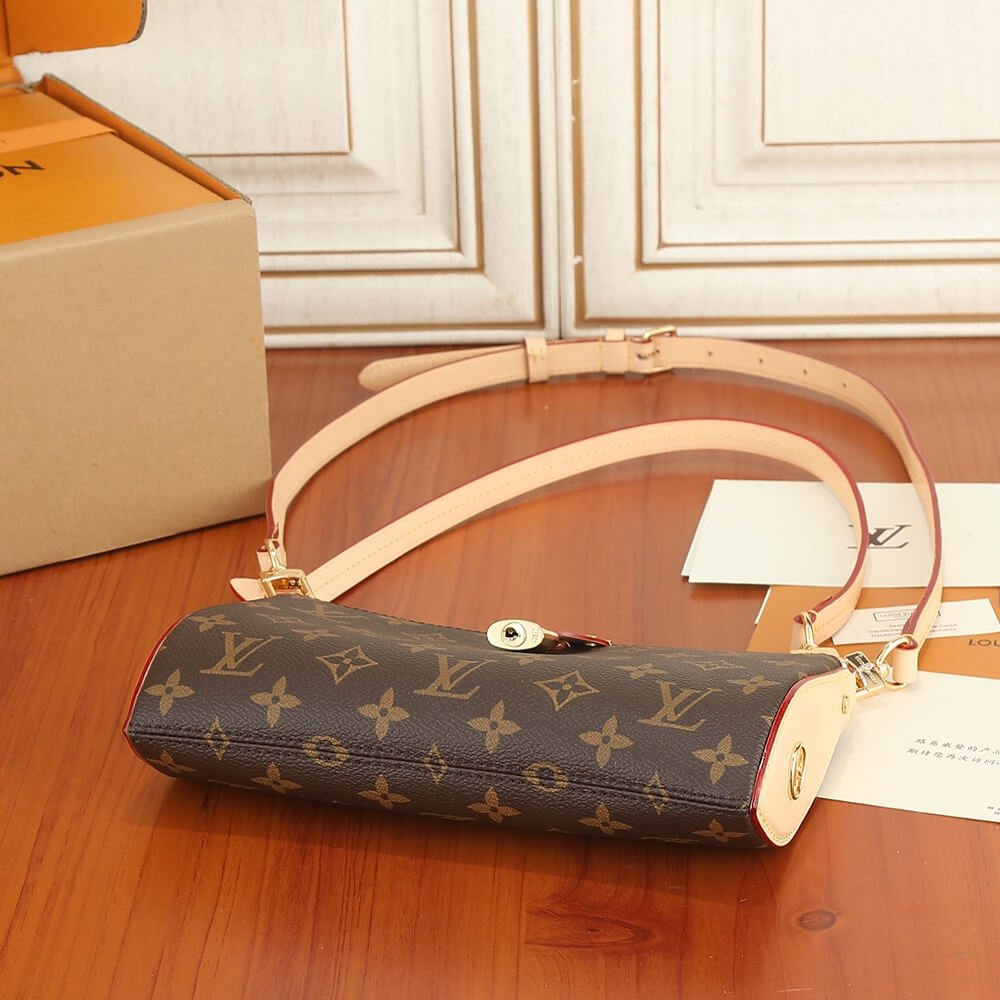 LV Pochette Tirette