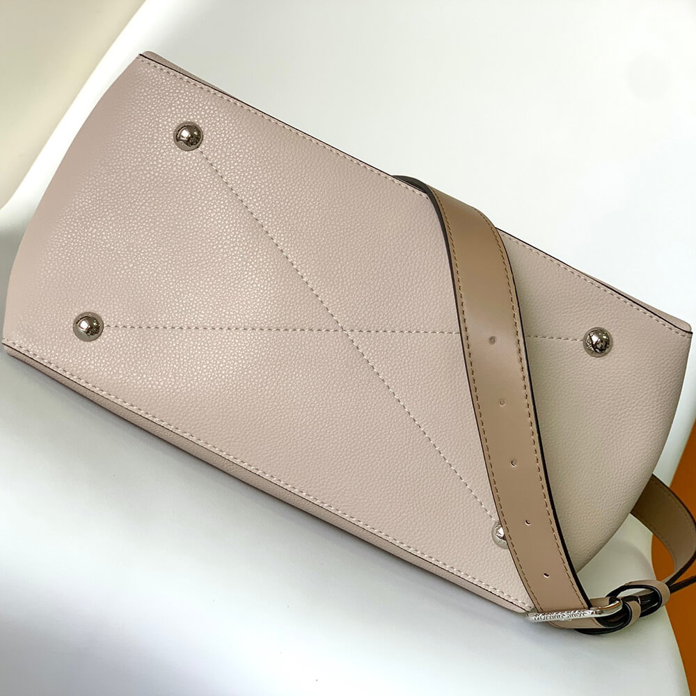 LV Beaubourg Hobo MM