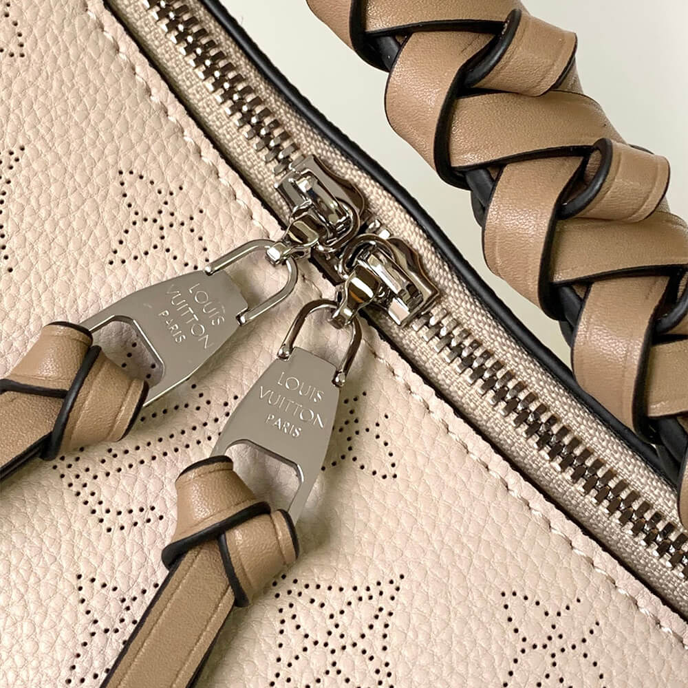 LV Beaubourg Hobo MM