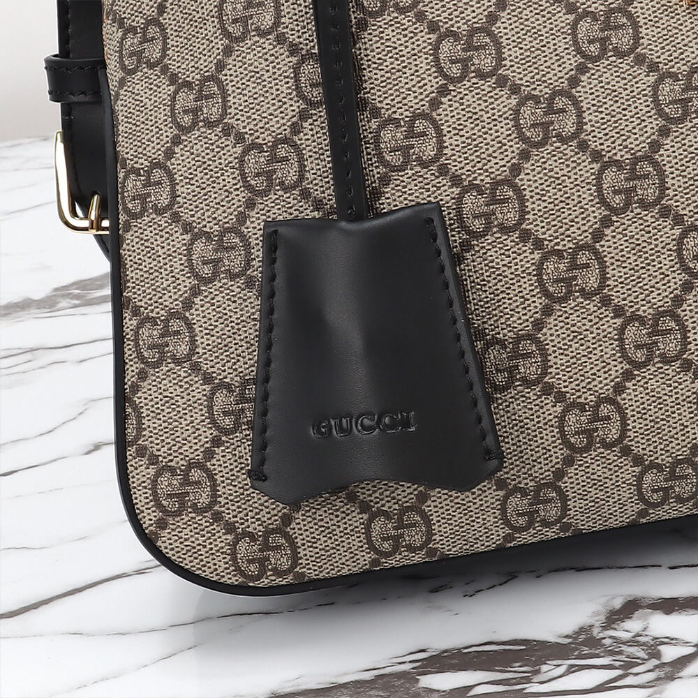 G*u*i padlock gg medium shoulder bag