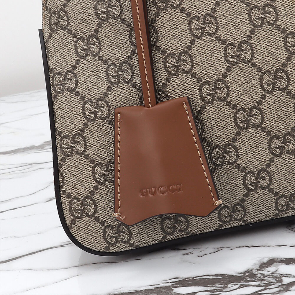 G*u*i padlock gg medium shoulder bag