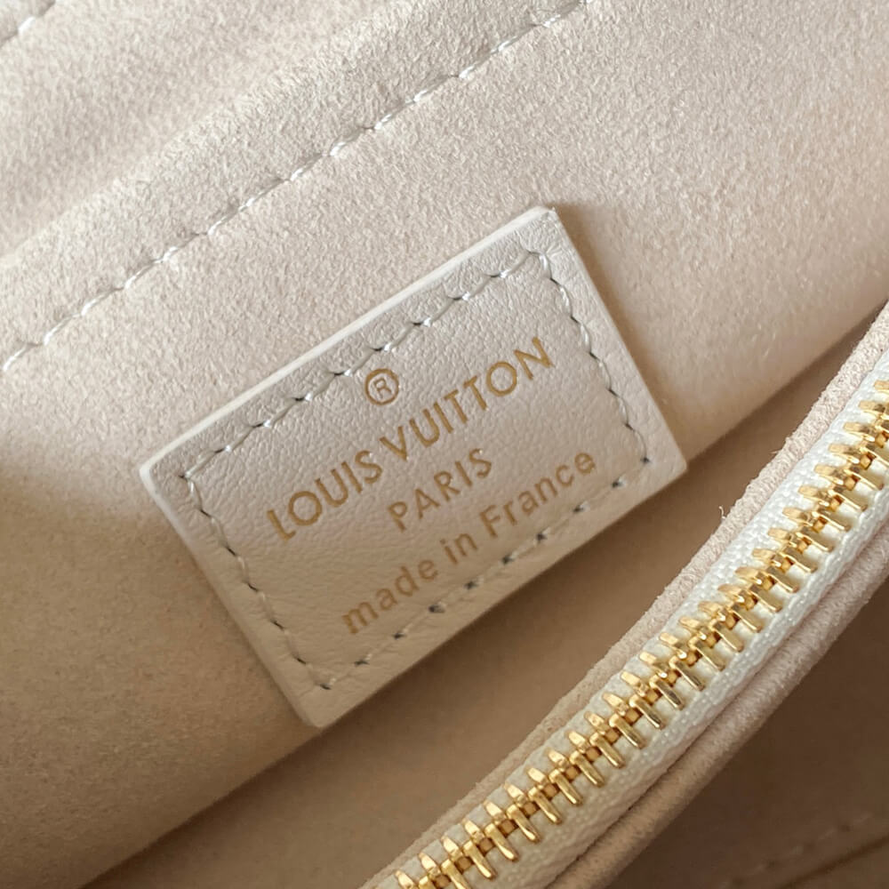 LV Hold Me