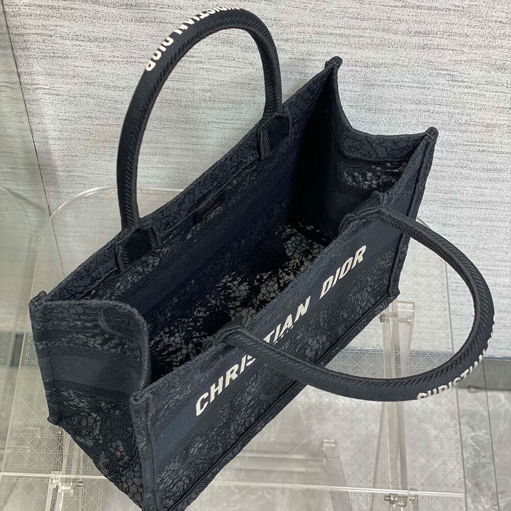 medium D*or book tote