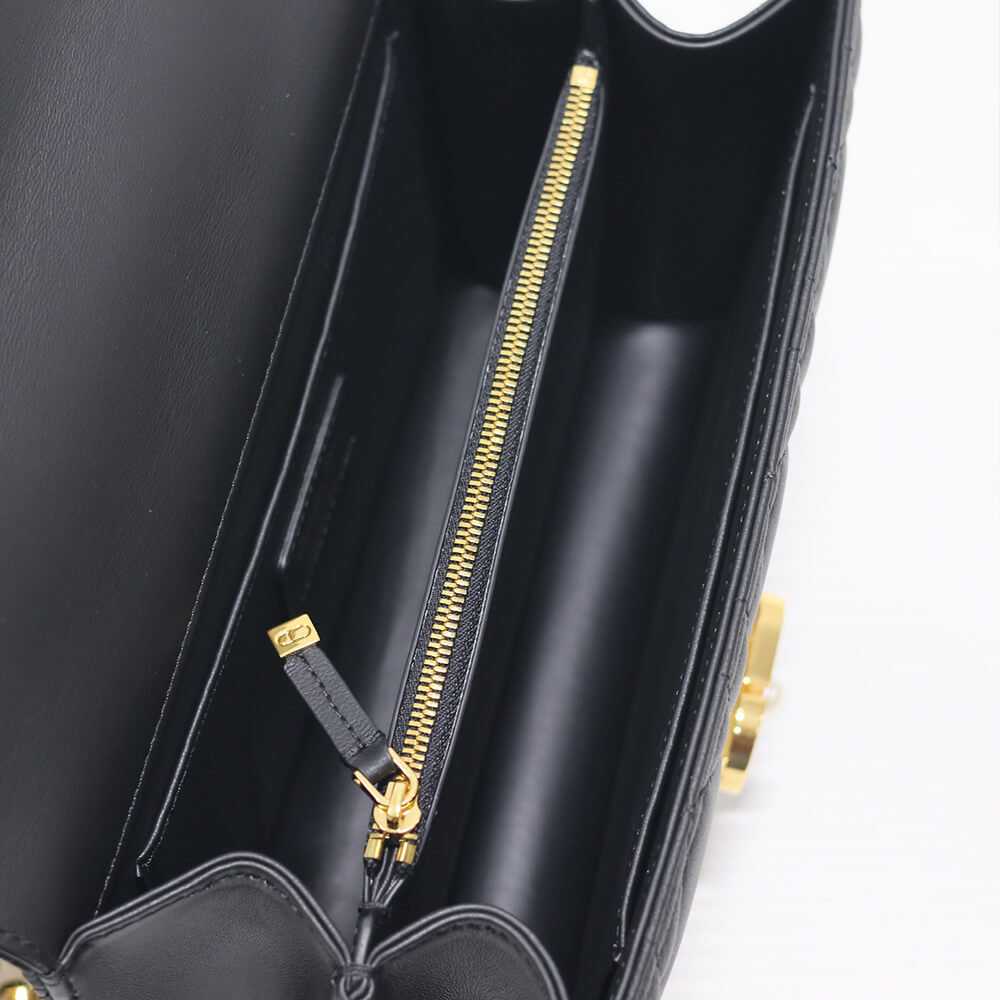 medium D*or ange bag