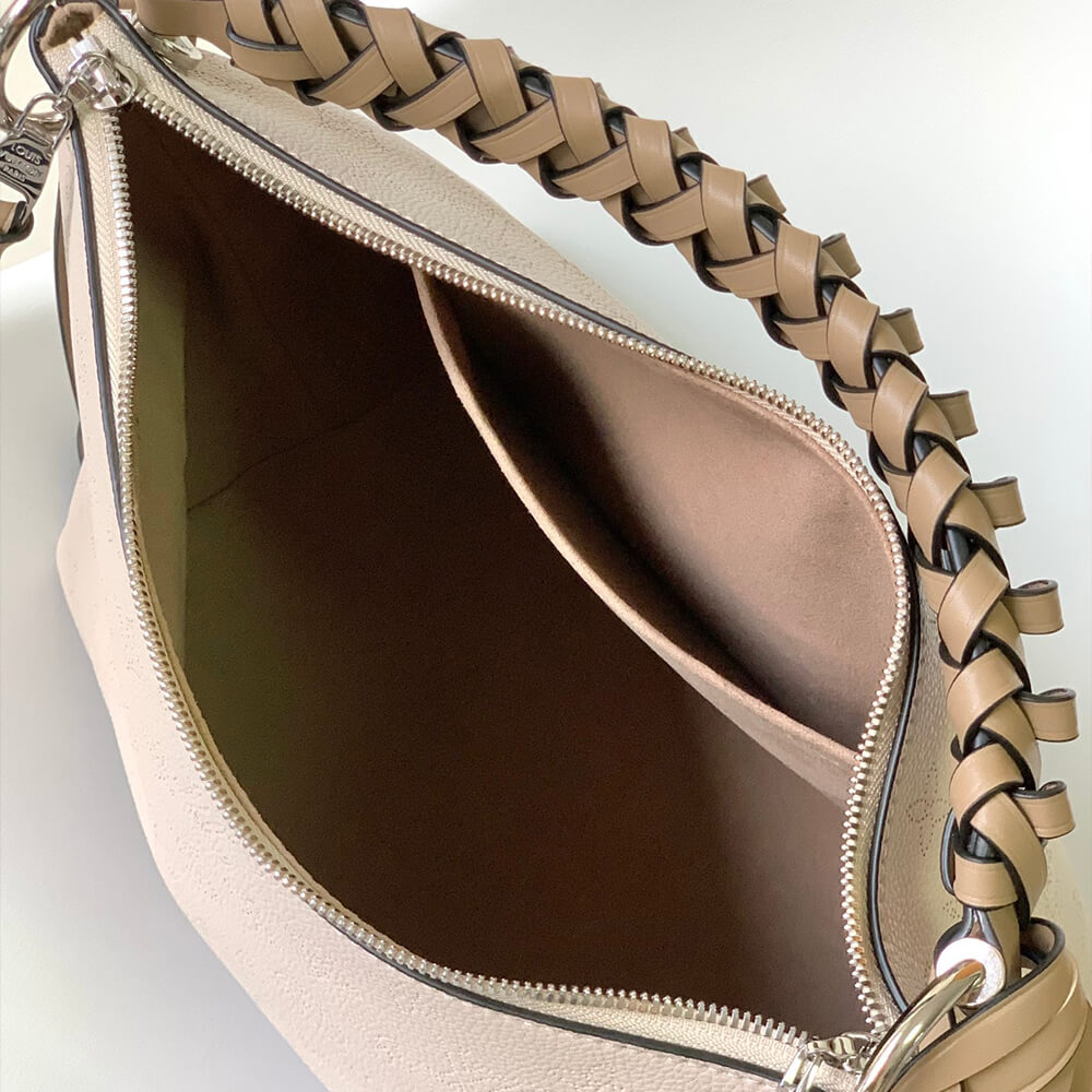 LV Beaubourg Hobo MM