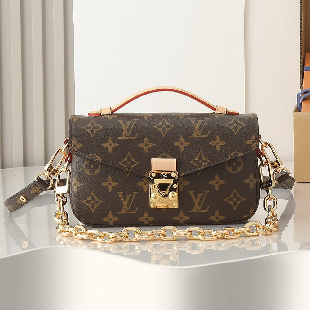 LV Pochette Metis East West