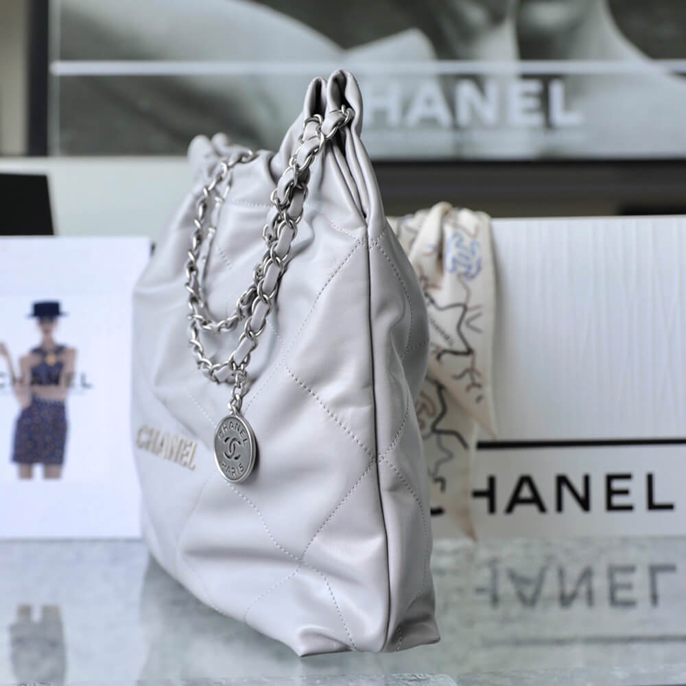 Ch*el 22 handbag(high-end grade)