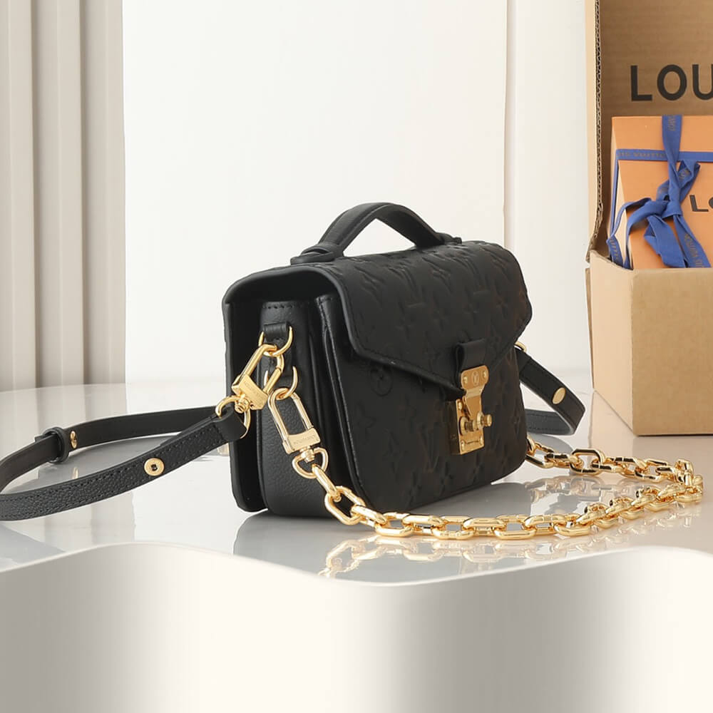 LV Pochette Metis East West