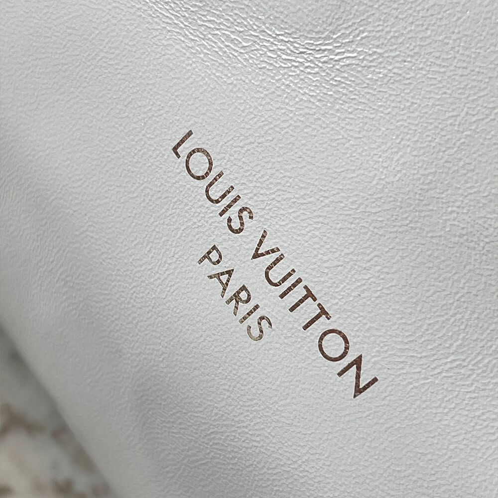 LV CarryAll MM