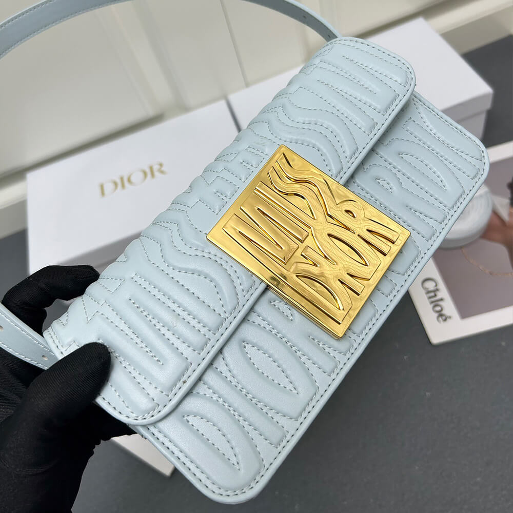 miss D*or flap bag