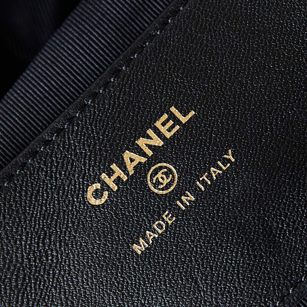 Ch*el pouch