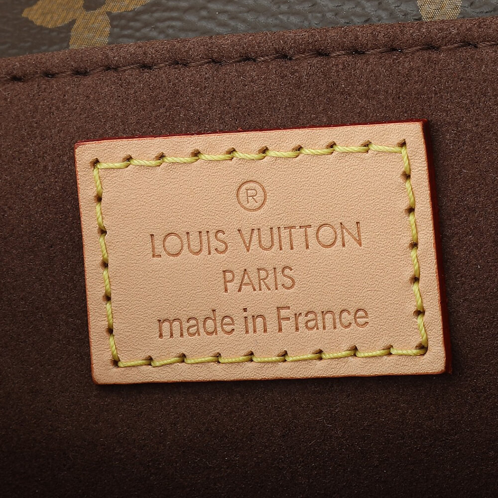 LV Pochette Metis East West