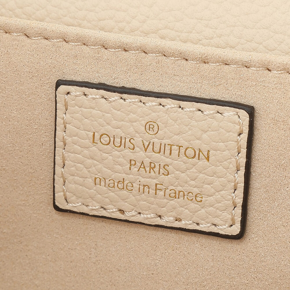 LV Pochette Metis East West