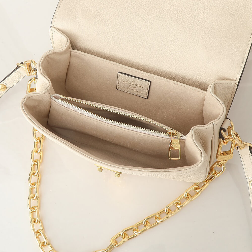 LV Pochette Metis East West