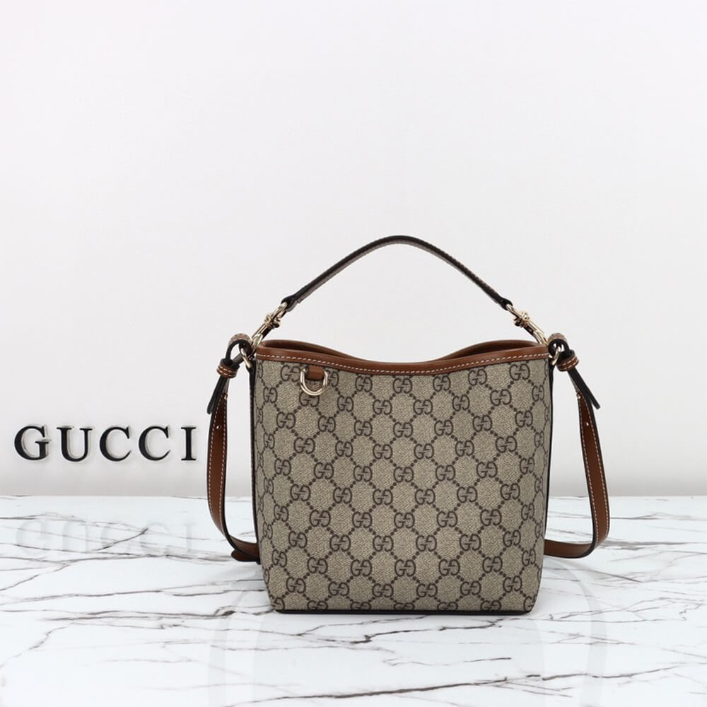 GG Emblem mini bucket bag