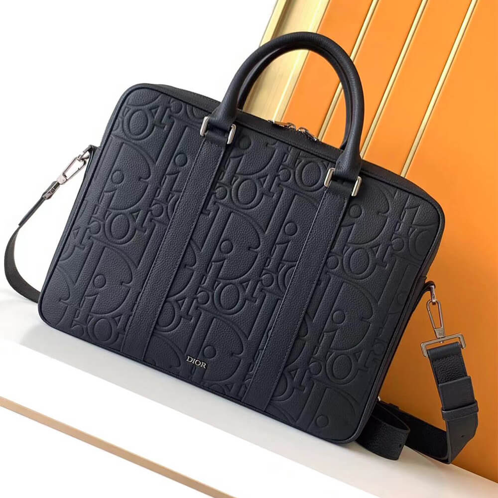D*or zipped briefcase
