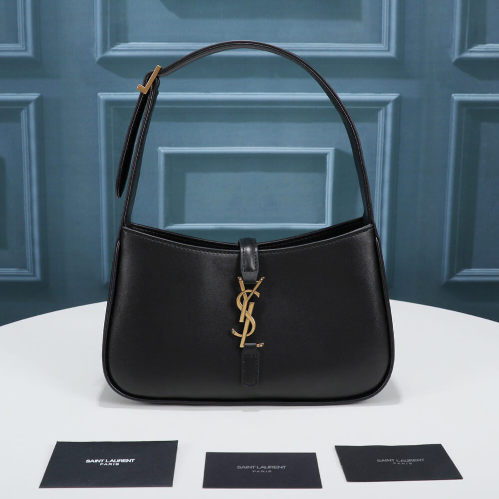 YSL LE 5 À 7 bag in smooth leather