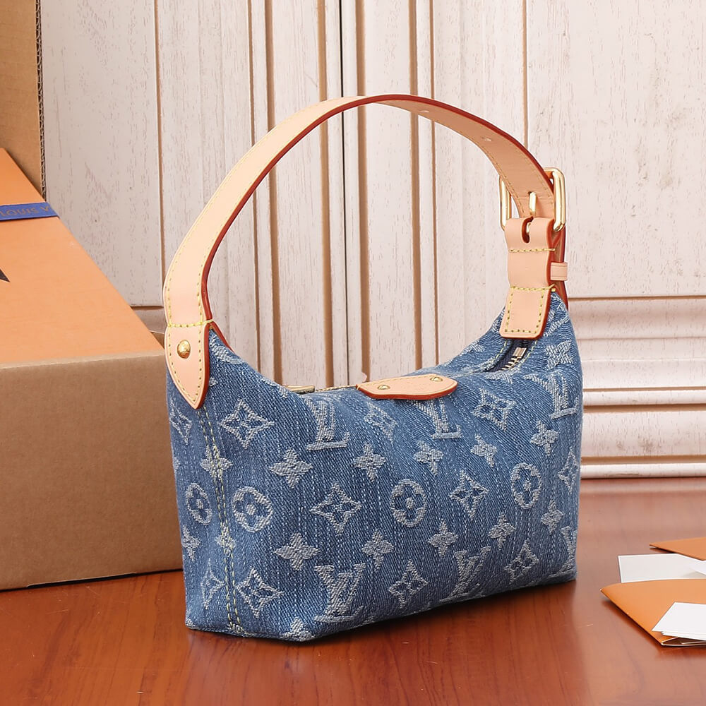 LV Hills Pochette