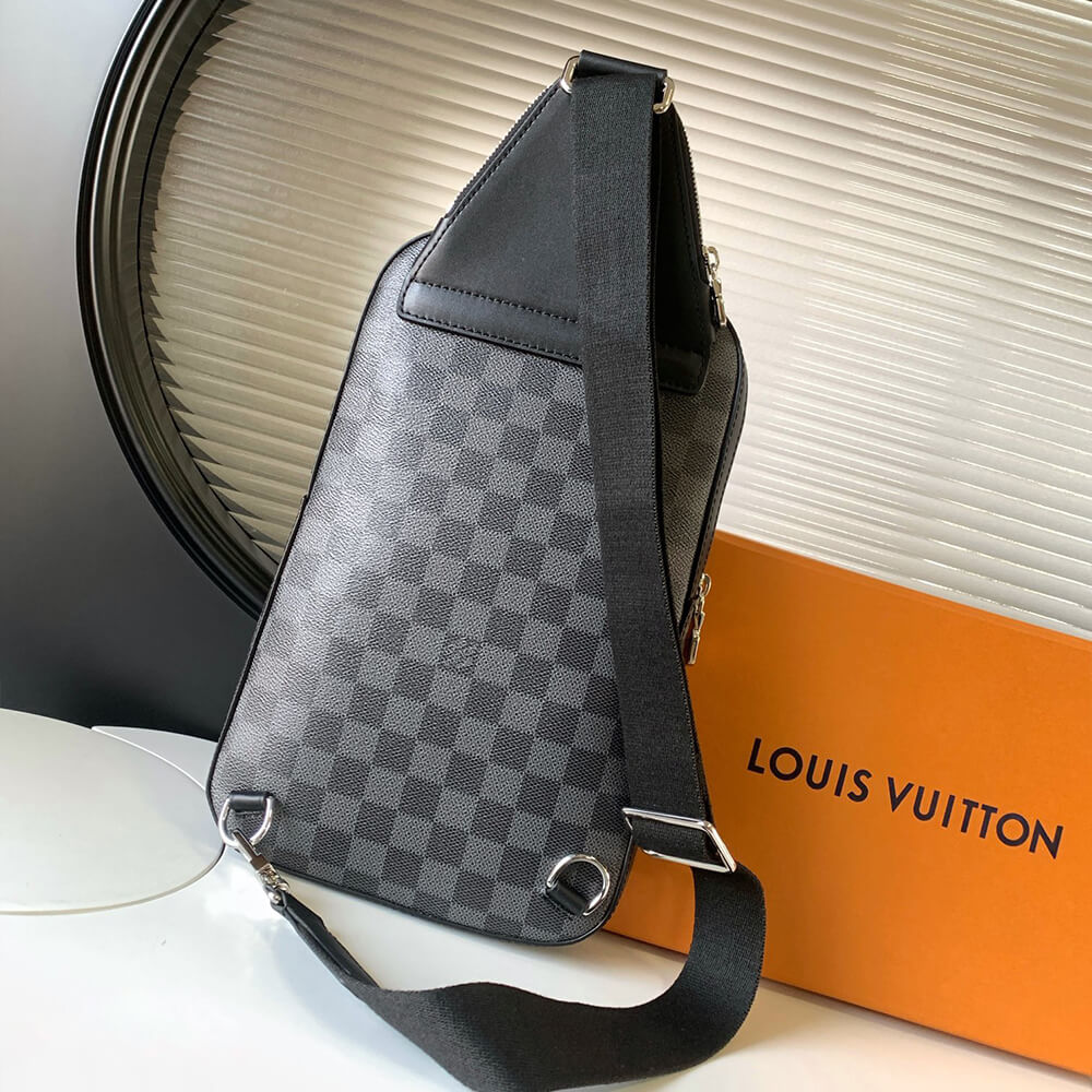 LV Avenue Slingbag NM