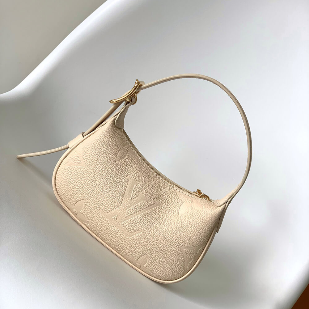 LV Mini Moon