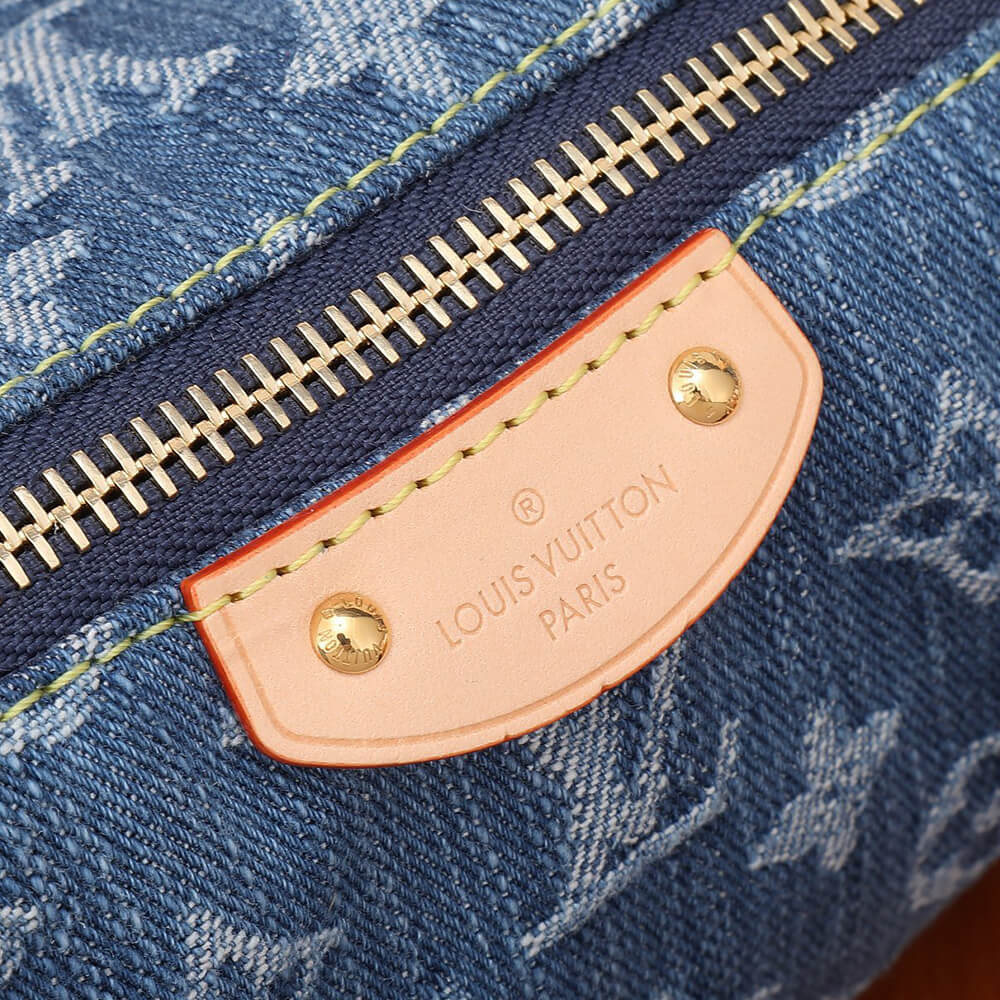 LV Hills Pochette