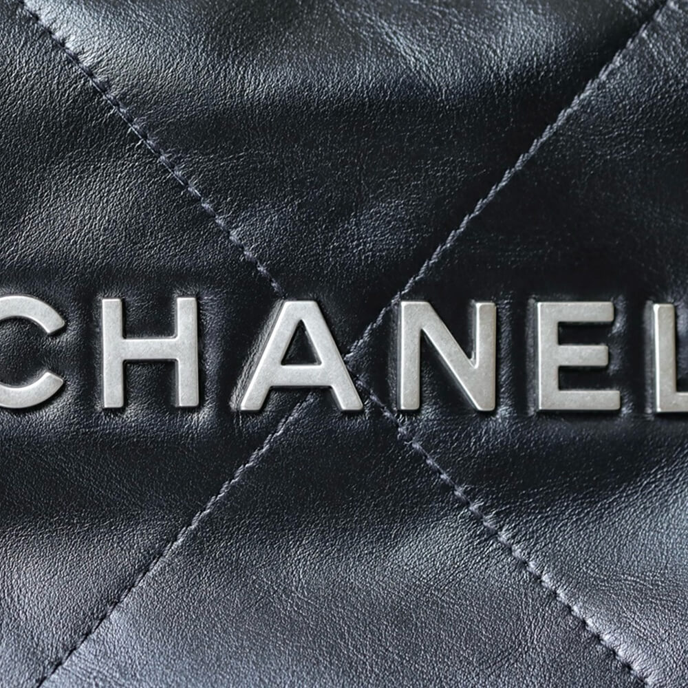 Ch*el 22 handbag(lushentic grade )