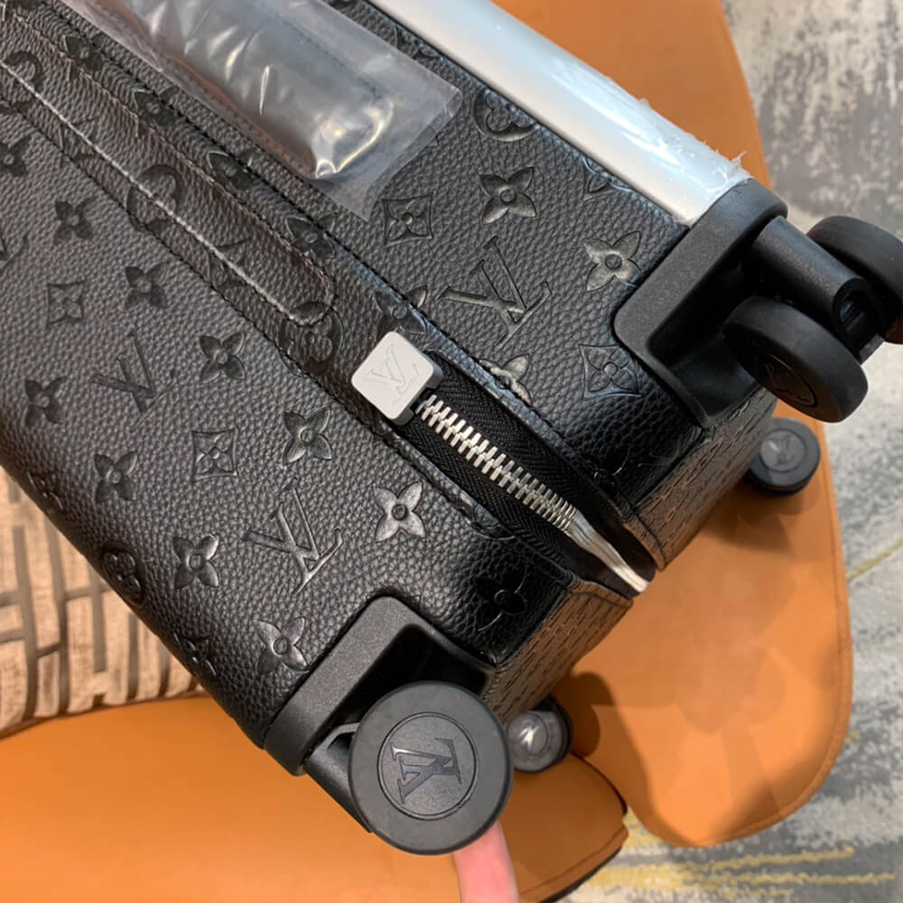 LV  Horizon 55 Suitcase