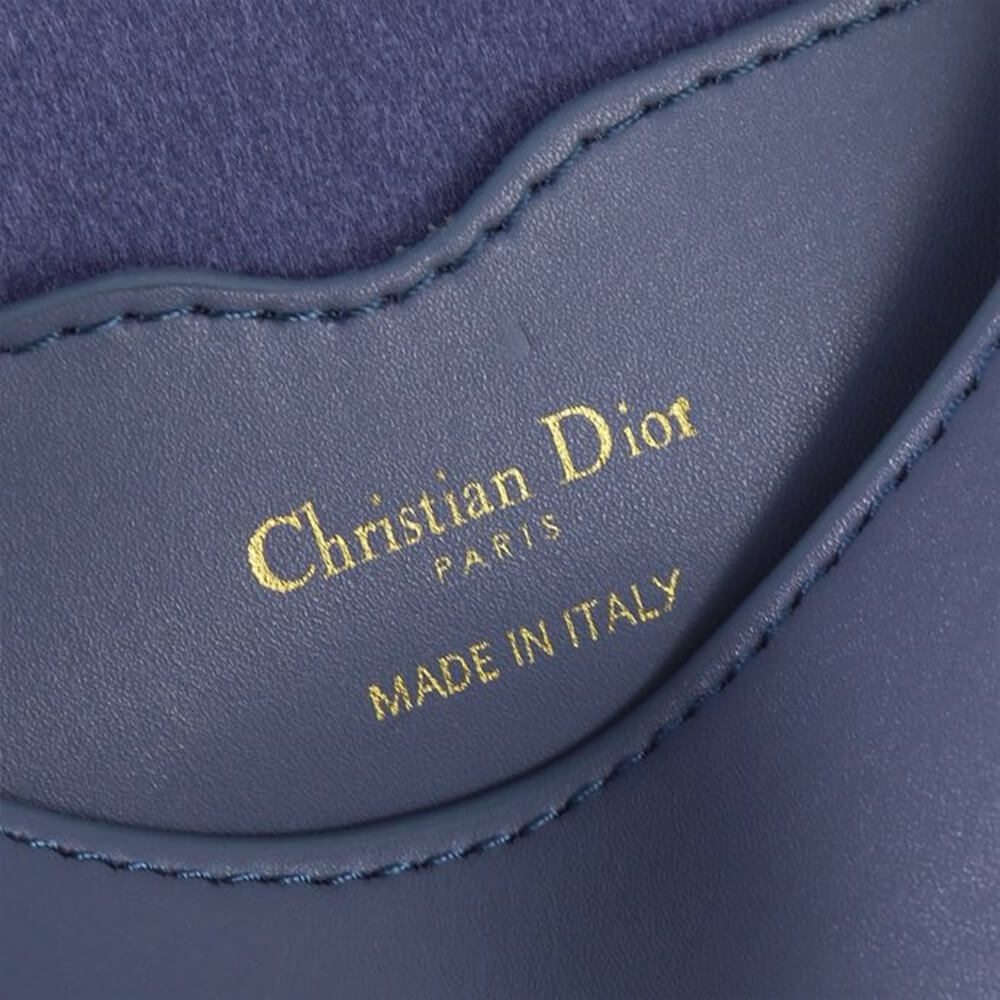 medium D*or bobby bag