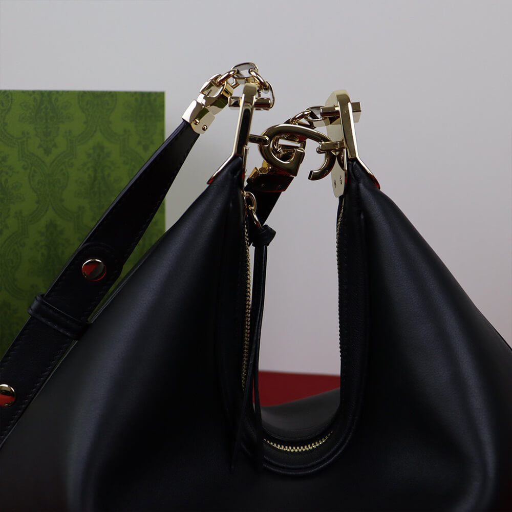 G*u*i attache large shoulder bag