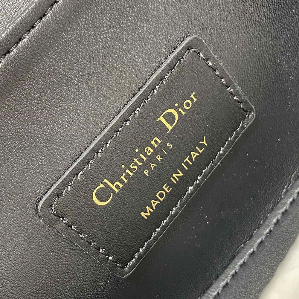 Small 30 Montaigne Avenue Top Handle Bag