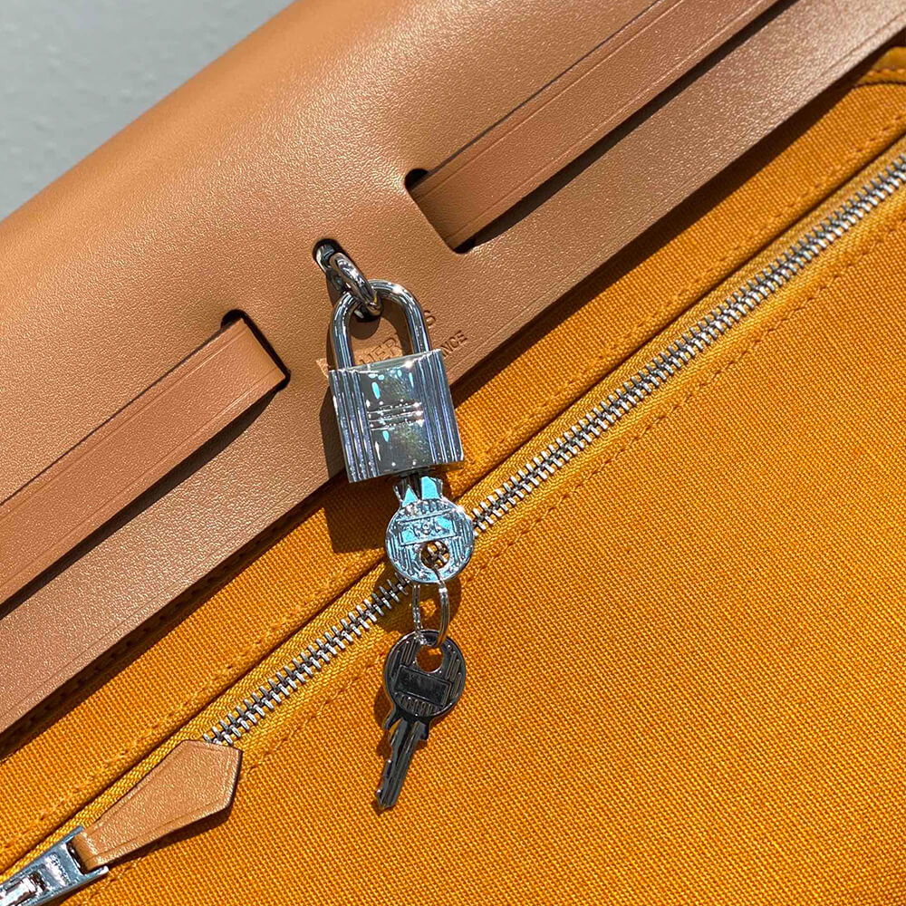 H**mes herbag zip 31 bag